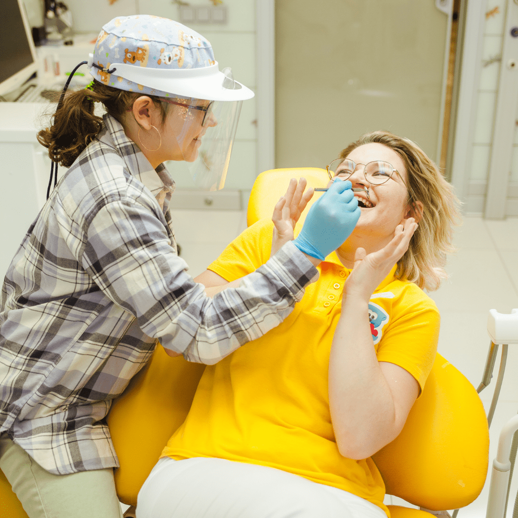 6 вредных советов родителям, которые привели ребенка на прием к стоматологу